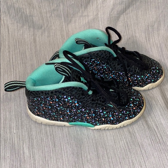 Unisex Sneaker Bundle Lot Size 8 - Picture 3 of 11